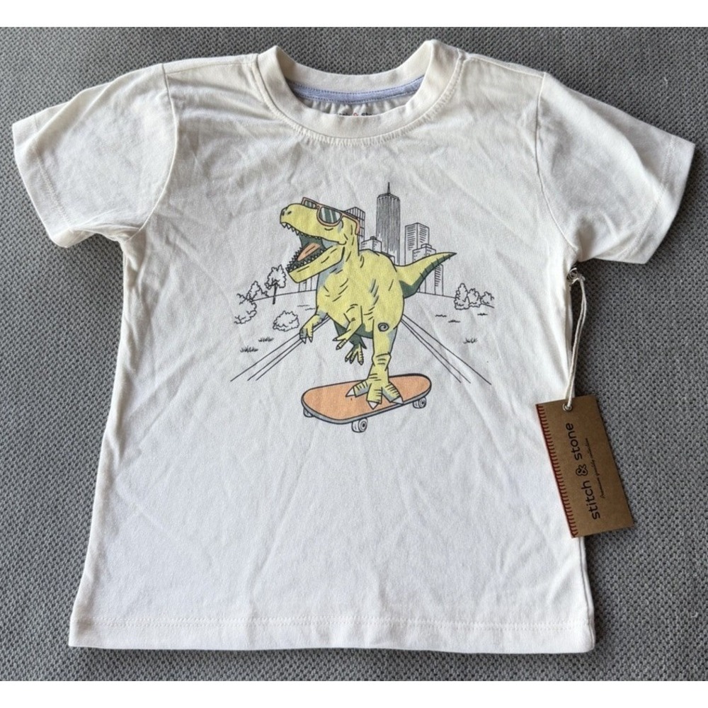 Stitch & Stone Dinosaur Skateboard Graphic Tee Size 5 Boys Shirt NWT